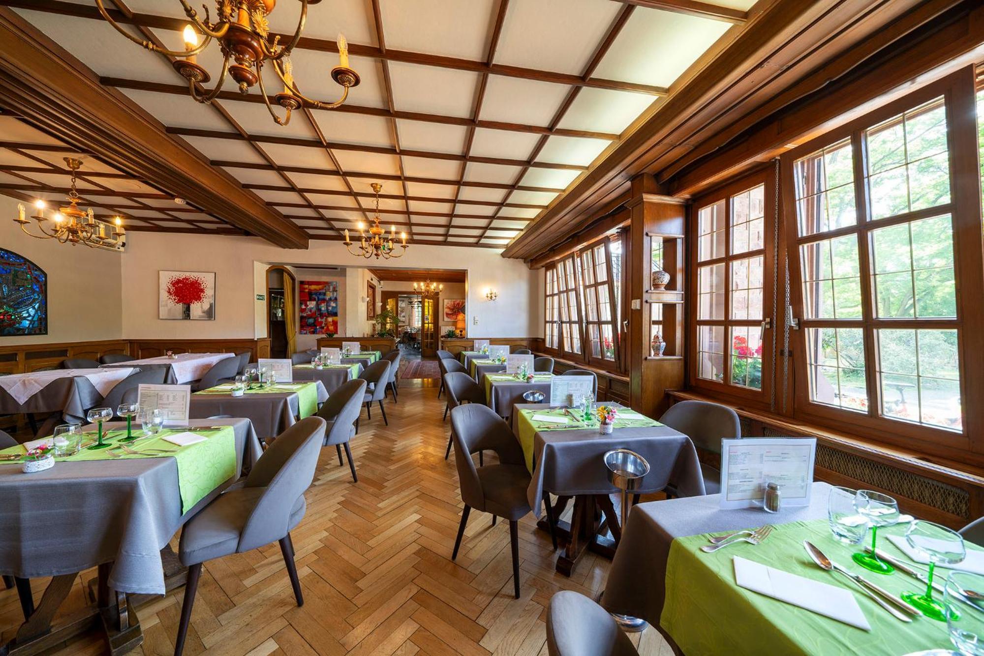 Hotel Munsch Restaurant & Wellness, Colmar Nord - Haut-Koenigsbourg Saint-Hippolyte  Esterno foto